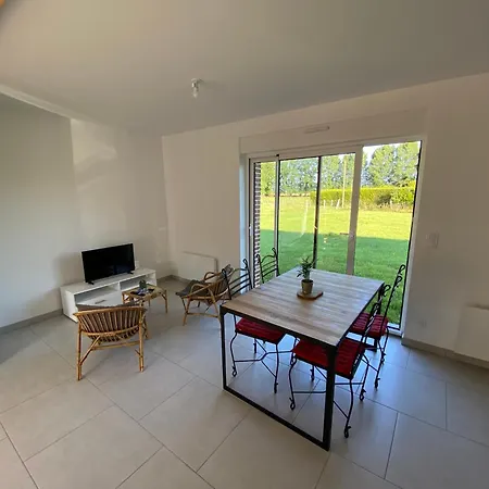 La Grange Du Clos Apartment